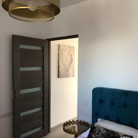 La Vista Ultracentral - Private Parking Apartment Craiova