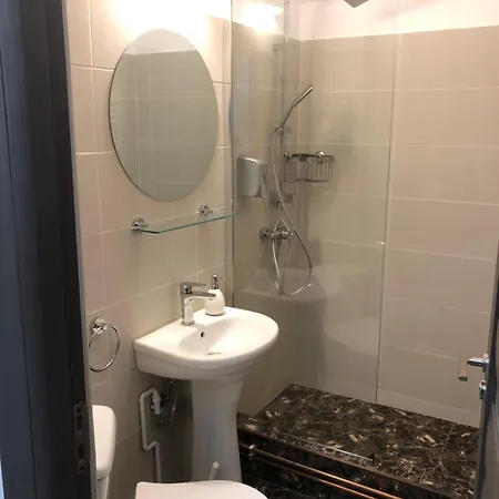 La Vista Ultracentral - Private Parking Apartment *