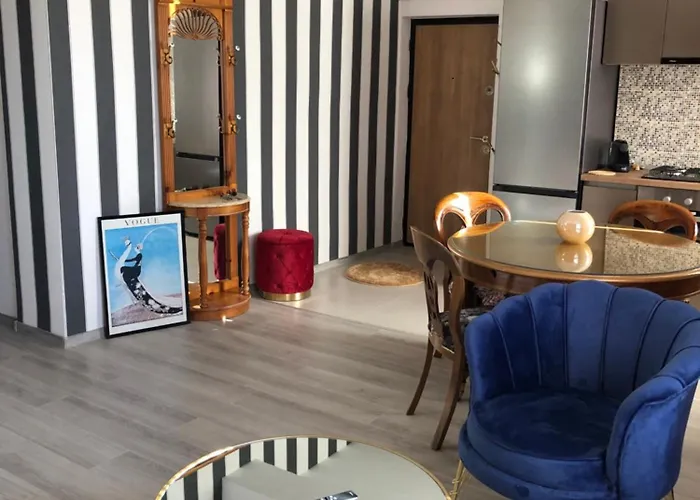 La Vista Ultracentral - Private Parking